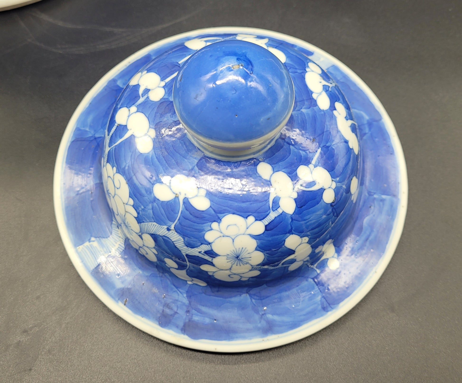 Asian Art Auctions Untied Kingdom Chinese Qing Prunus Pattern MASSIVE Vase Temple Jar 19th Century