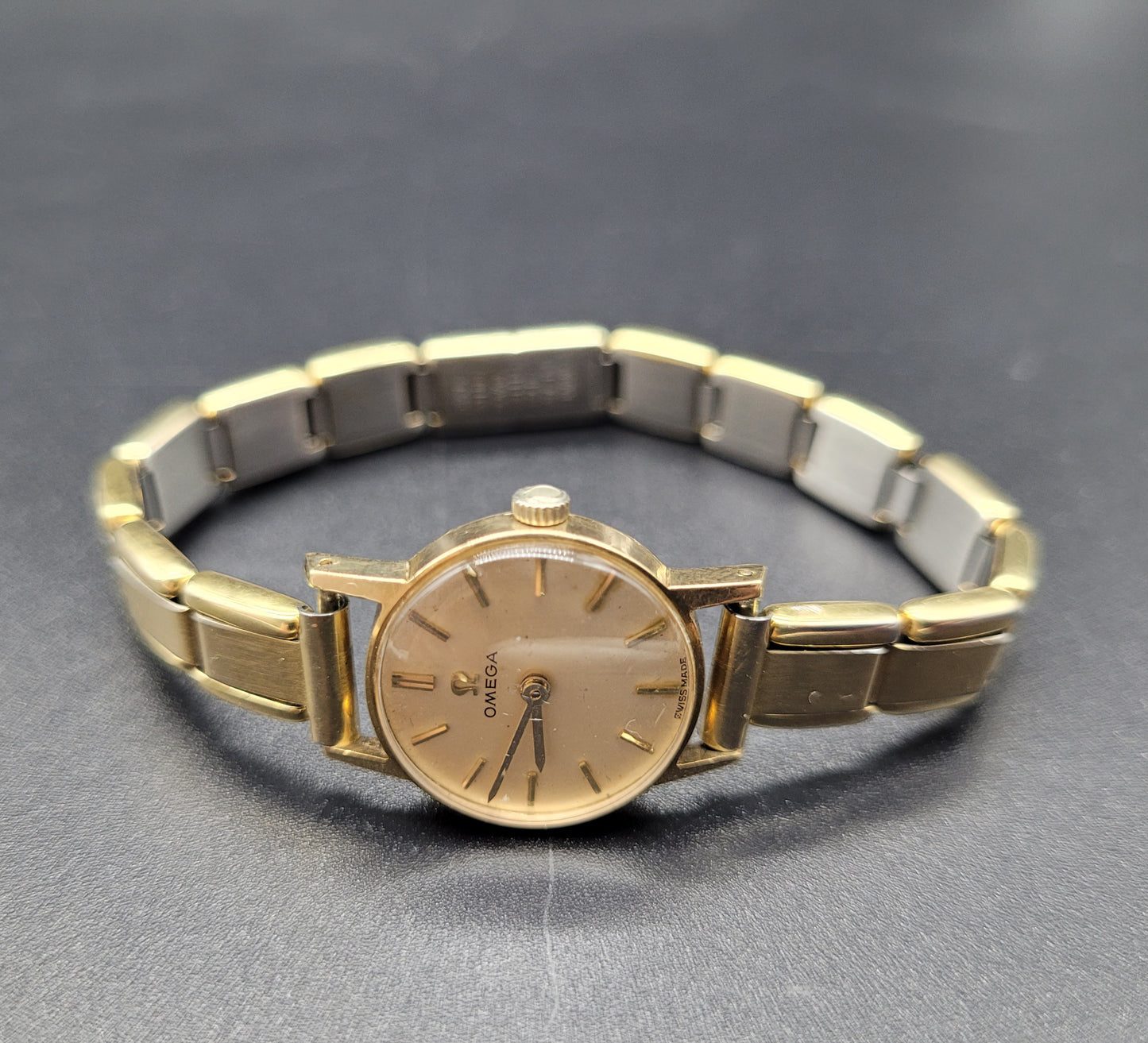 Buy Watches Online Vintage OMEGA Watch Ladies Gold Tone Swiss Made