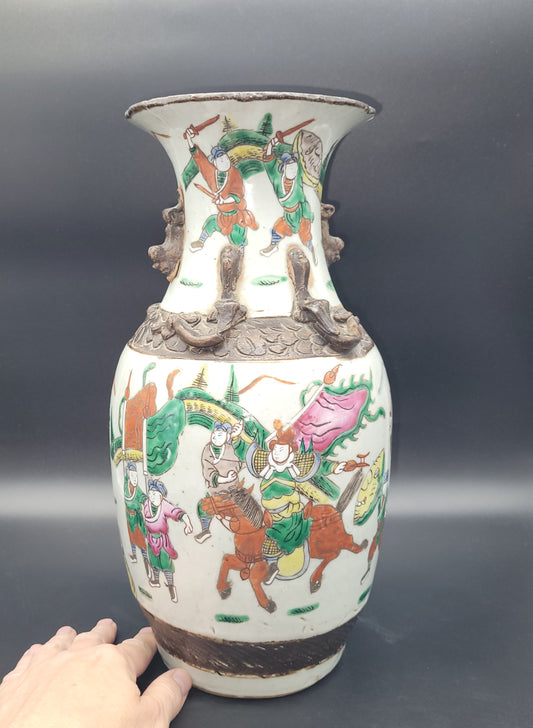 Late 19th Century Hand Decorated Chinese Warrior Vase  ANTIQUES & COLLECTABLES 