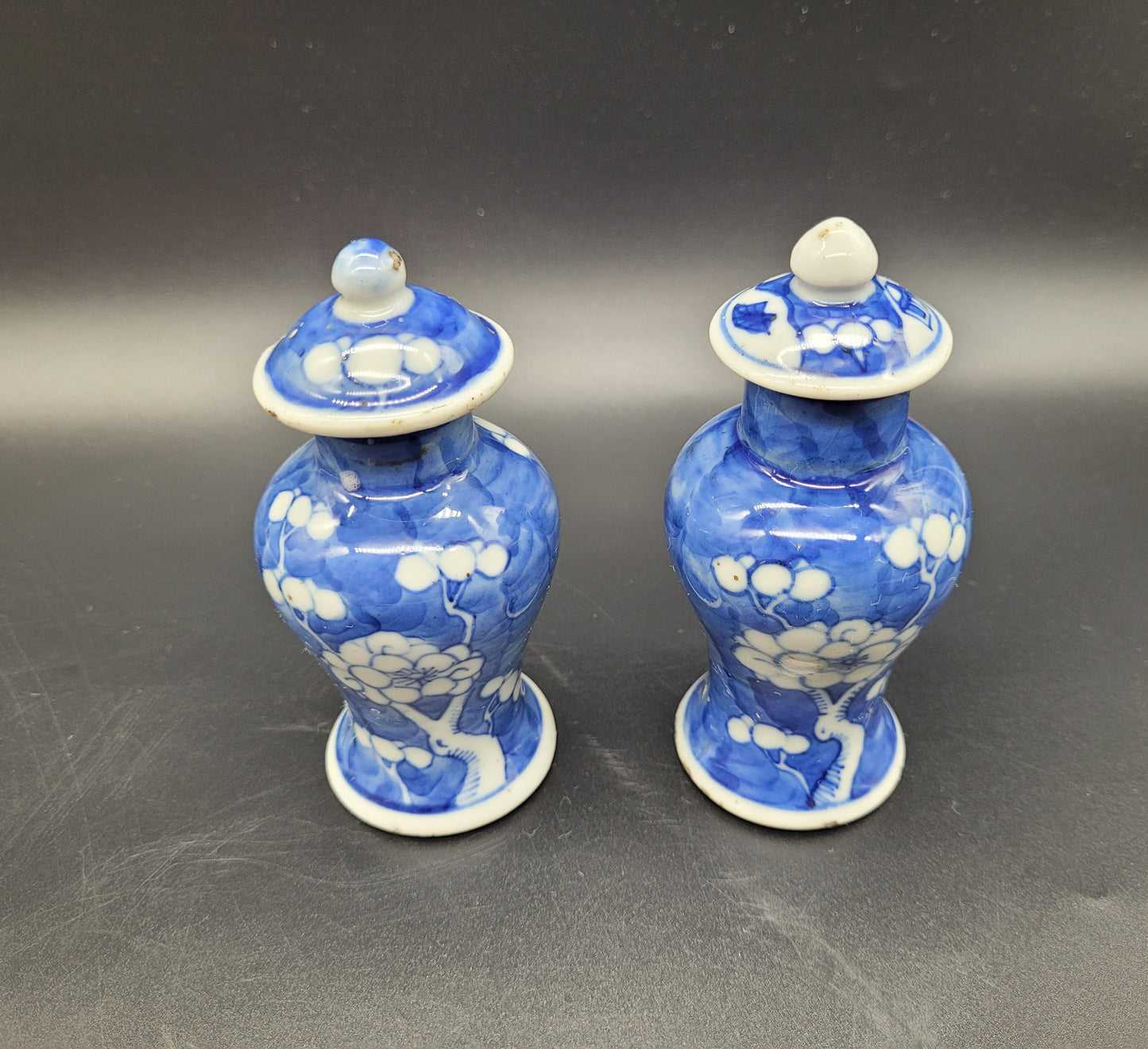 ANTIQUES & COLLECTABLES Chinese 19th Century Prunus Pattern Miniature Vases SIGNED