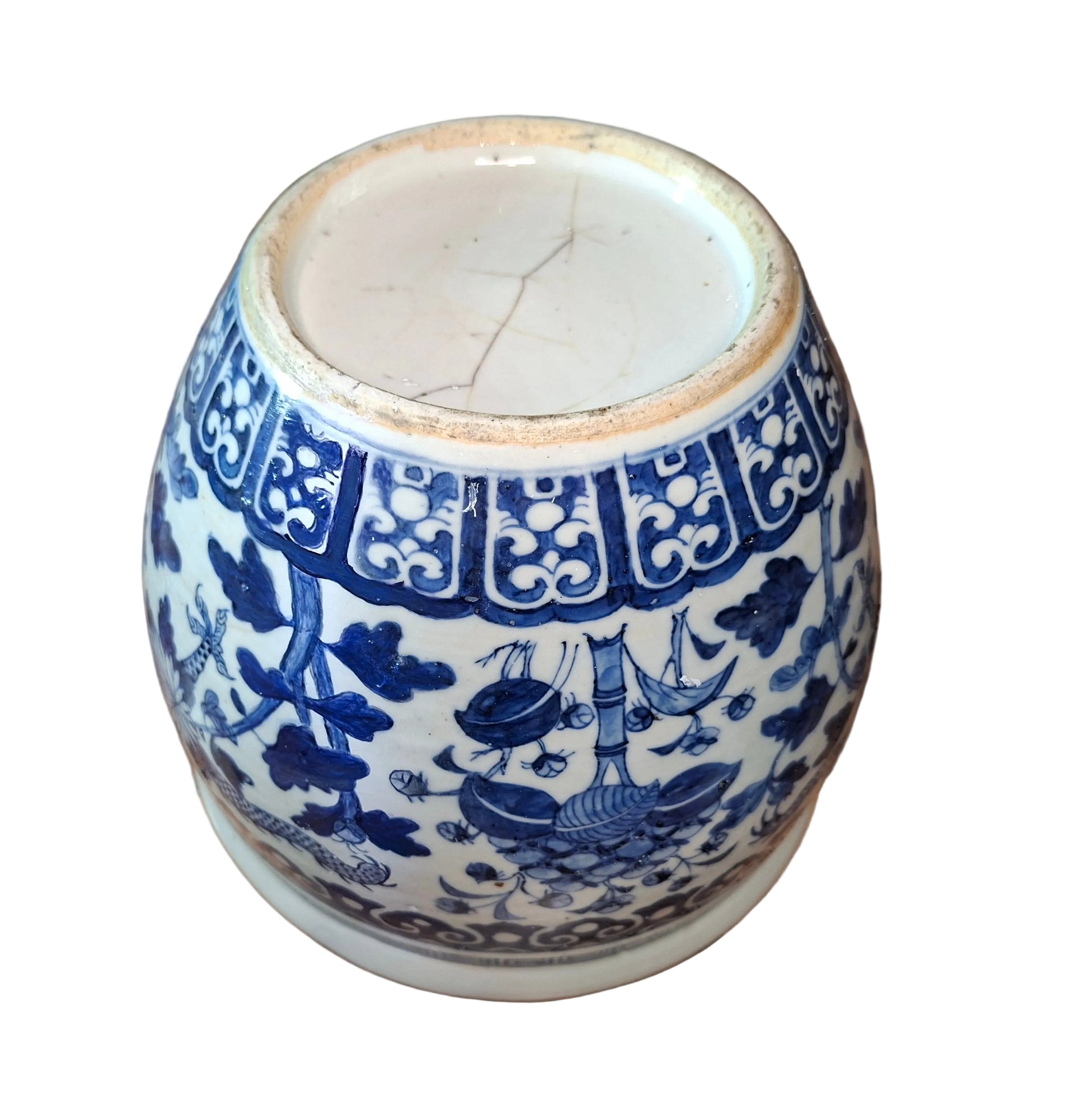 Bottom of a Chinese blue and white fish bowl with dragon and flower decoration