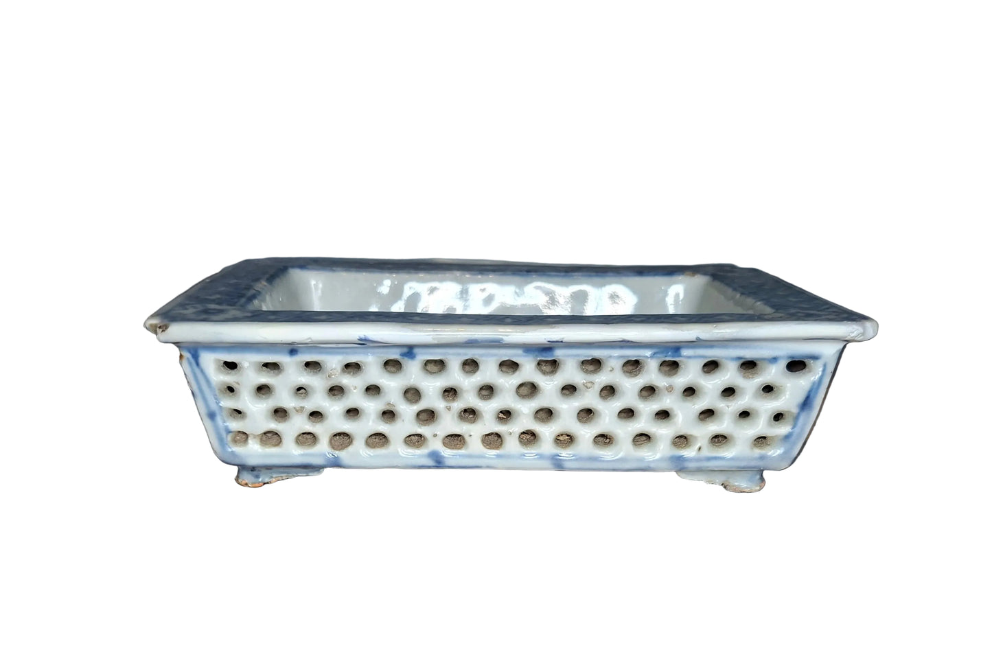 Antique 18th century Chinese blue and white porcelain reticulated jardiniere Kangxi Dynasty