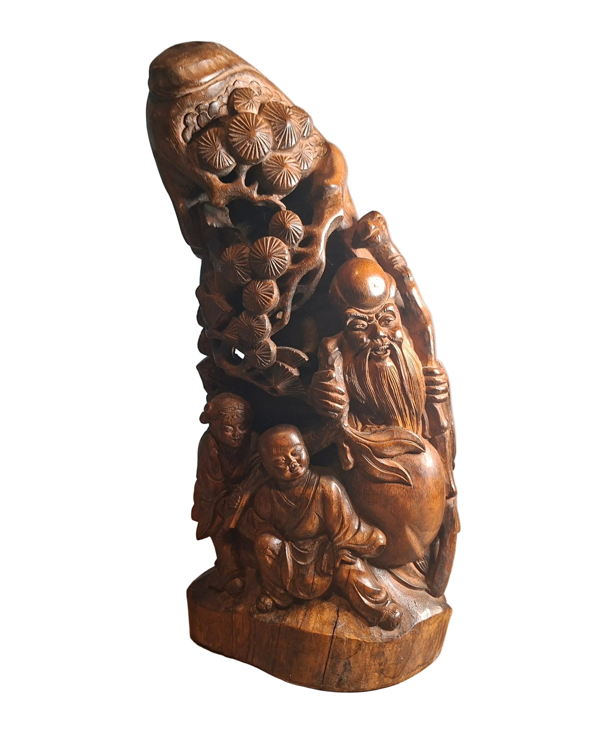 A finely carved Chinese root wood sculpture dating from the late Qing dynasty to the early Republic period, masterfully carved from a single piece of dense hardwood. 