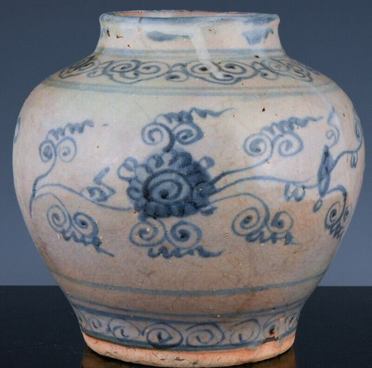 EARLY ANTIQUE CHINESE BLUE & WHITE LOTUS JAR YUAN EARLY MING DYNASTY