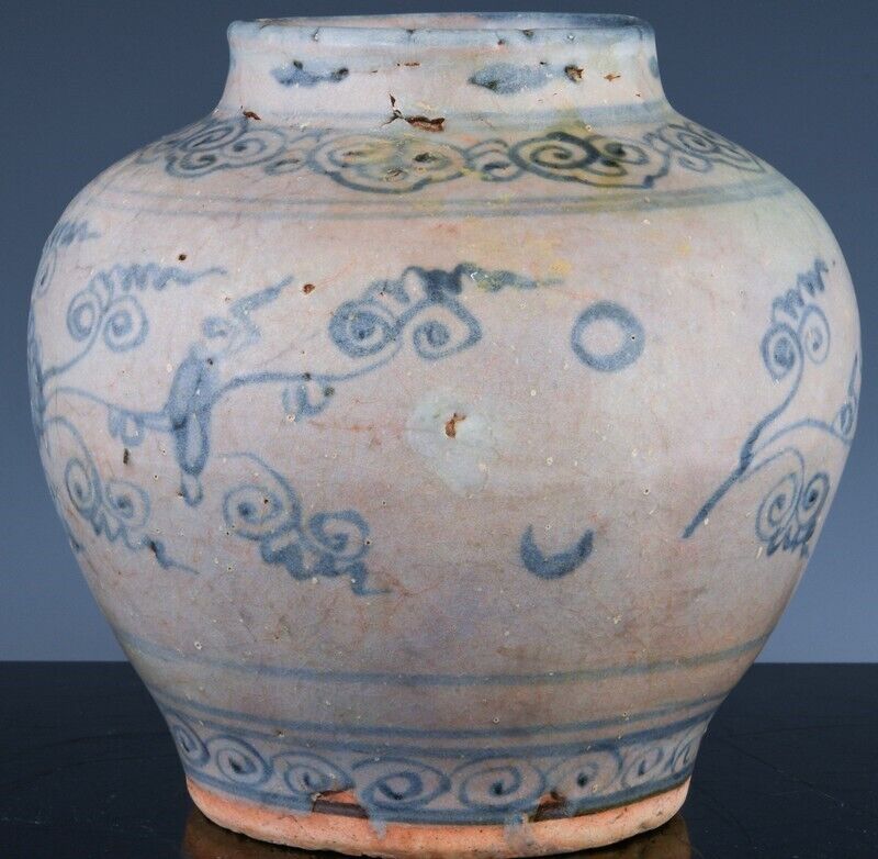 EARLY ANTIQUE CHINESE BLUE & WHITE LOTUS JAR YUAN EARLY MING DYNASTY