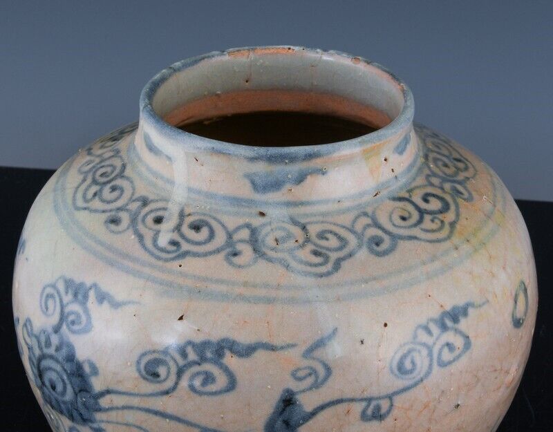 EARLY ANTIQUE CHINESE BLUE & WHITE LOTUS JAR YUAN EARLY MING DYNASTY