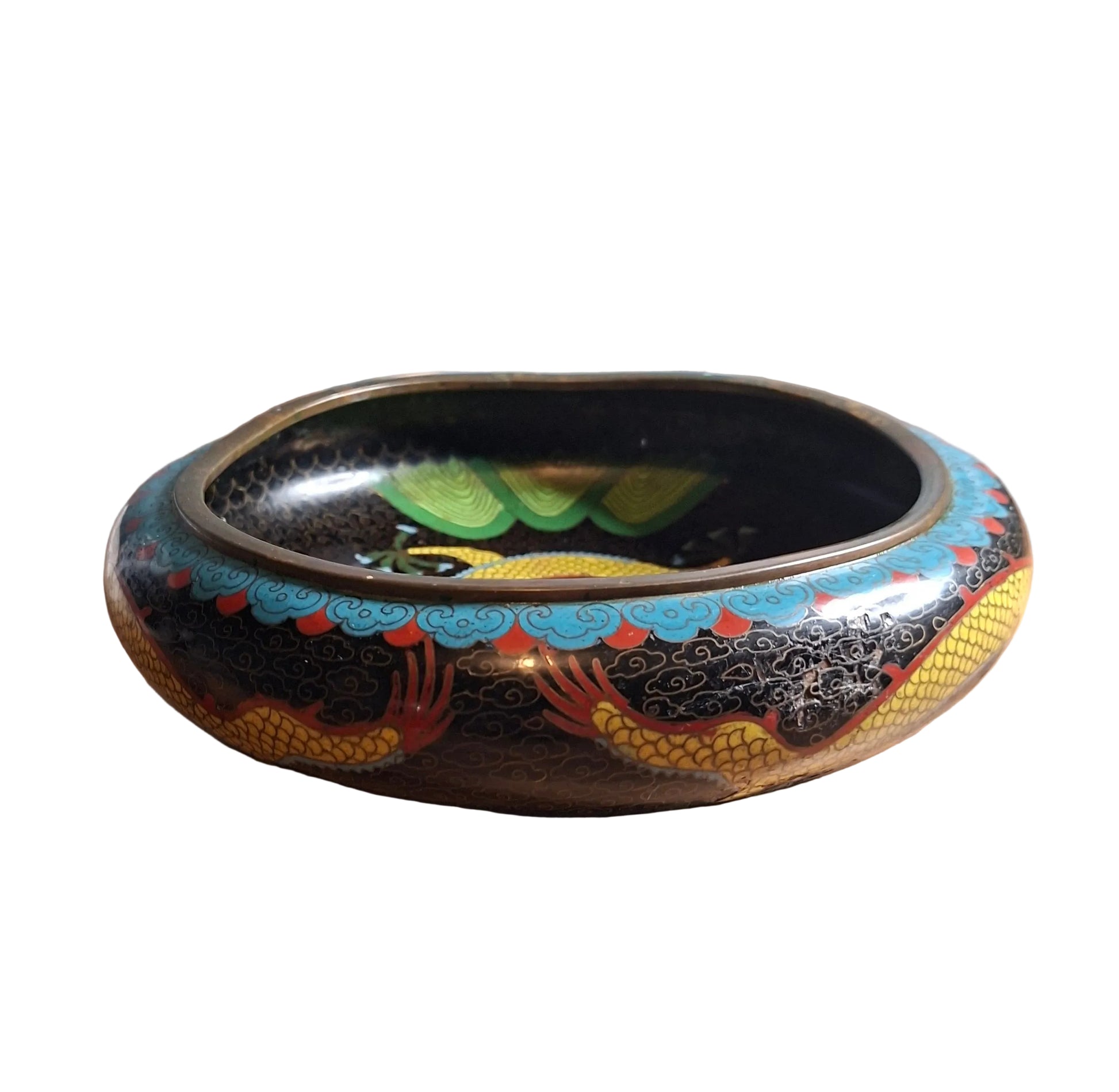 A stunning Antique cloisonne low brass bowl dateing to the late Qing dynasty