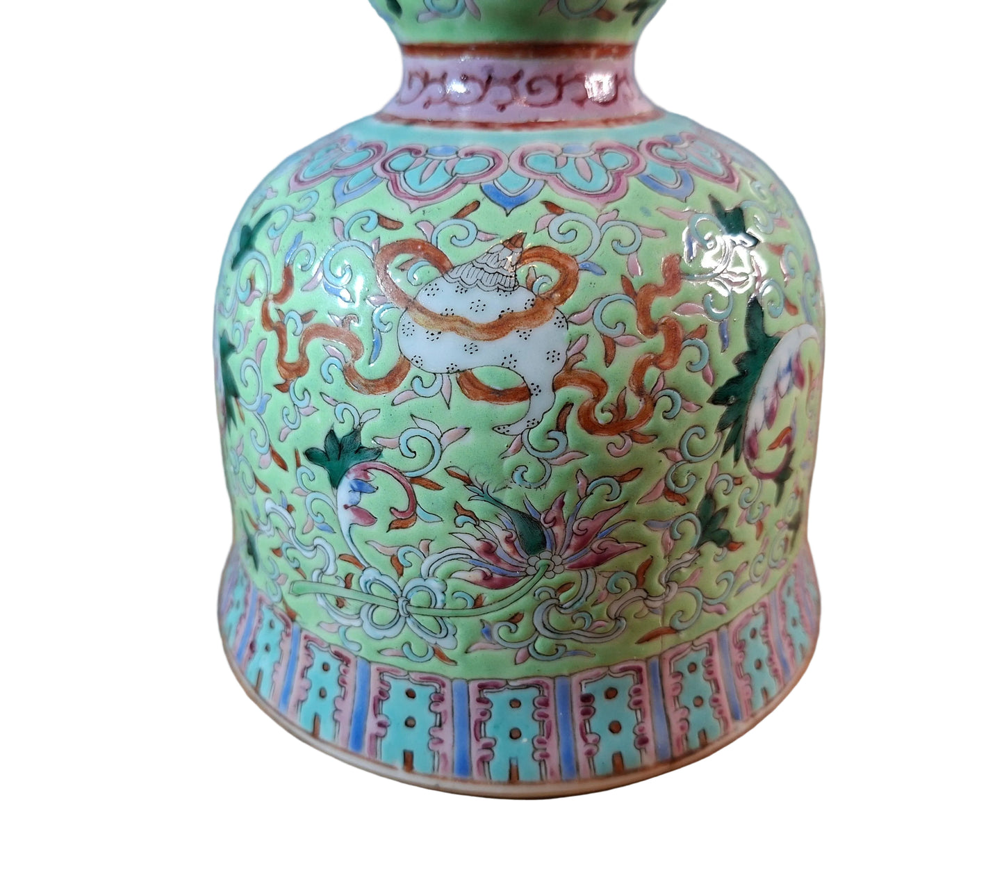 ANTIQUE CHINESE TURQUOISE-GROUND FAMILLE-ROSE GOURD VASE DEPICTING 'LOTUS' & BATS