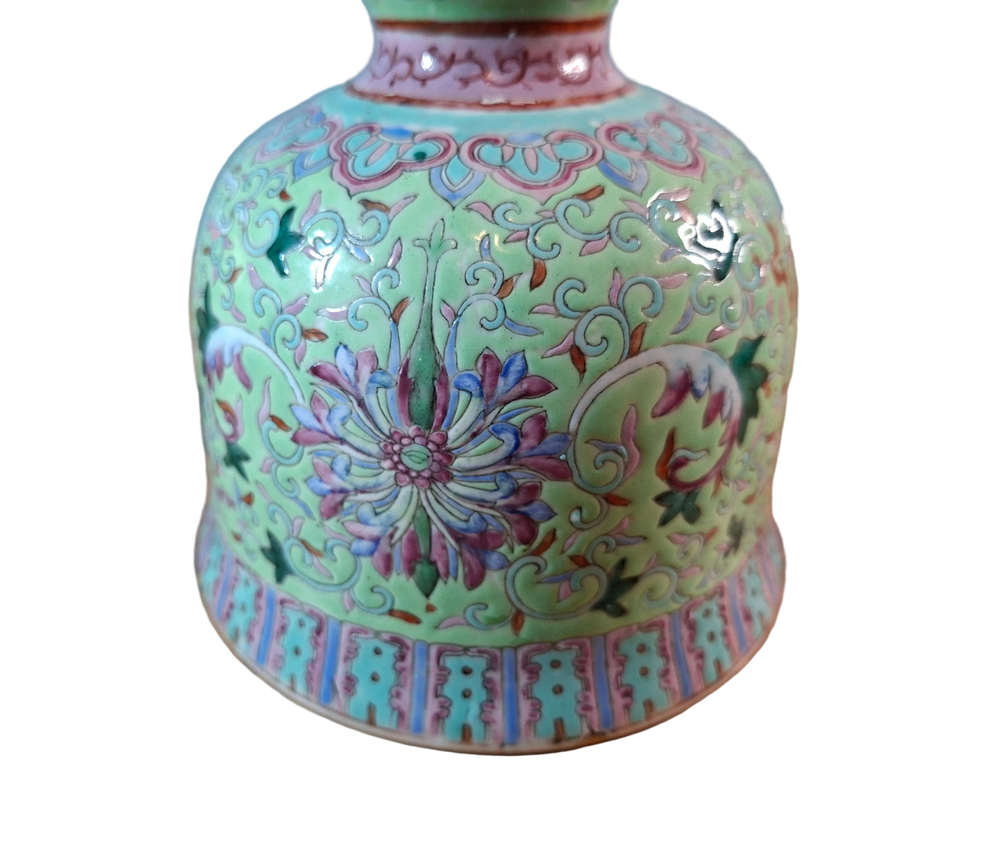 BELL FORM CHINESE VASE TURQUOISE-GROUND FAMILLE-ROSE DOUBLE-GOURD VASE DEPICTING 'LOTUS'