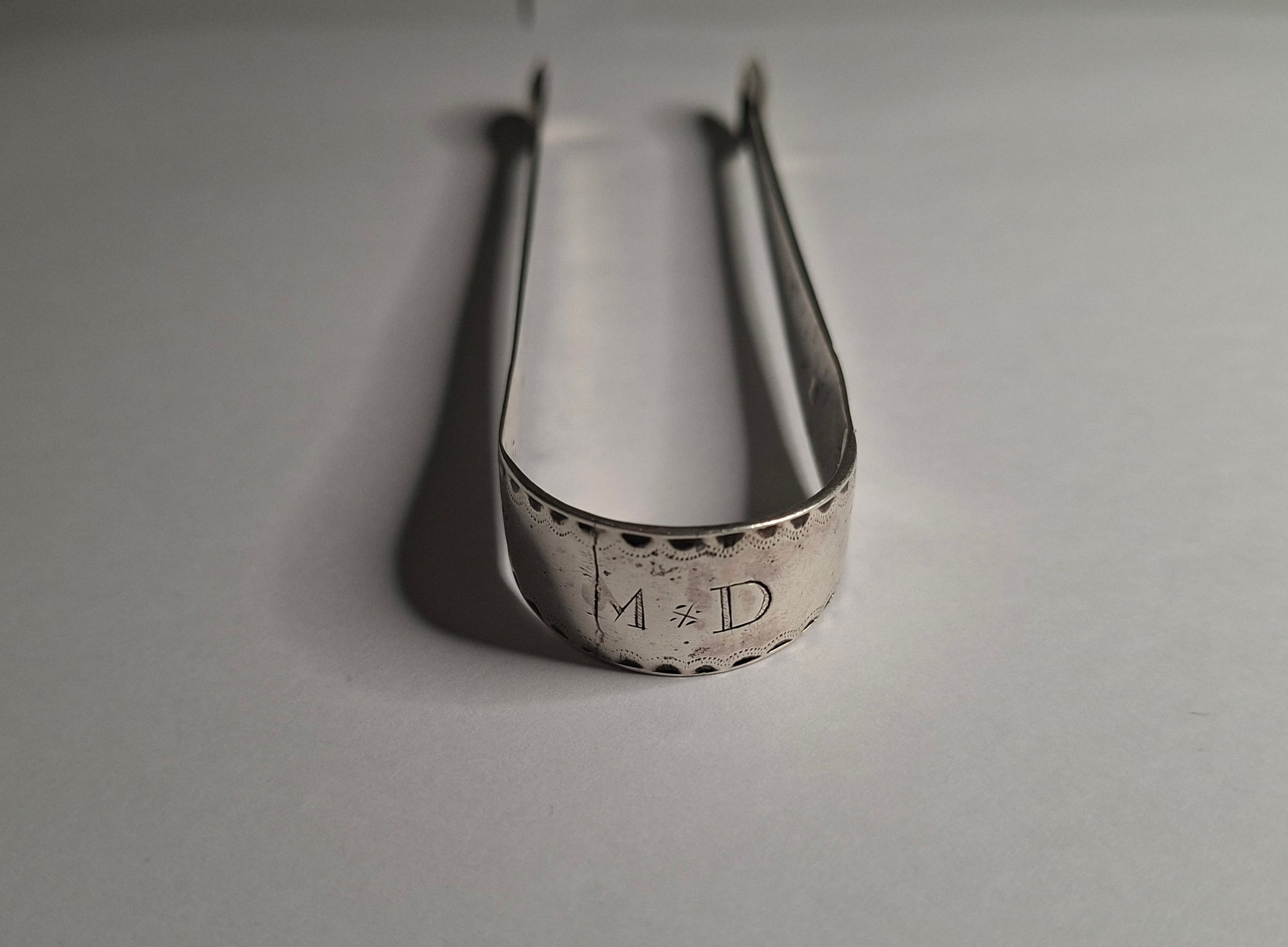 Rare Georgian Silver Sugar Tongs, hallmarked London, 1806. Crafted in solid silver and weighing 32 grams