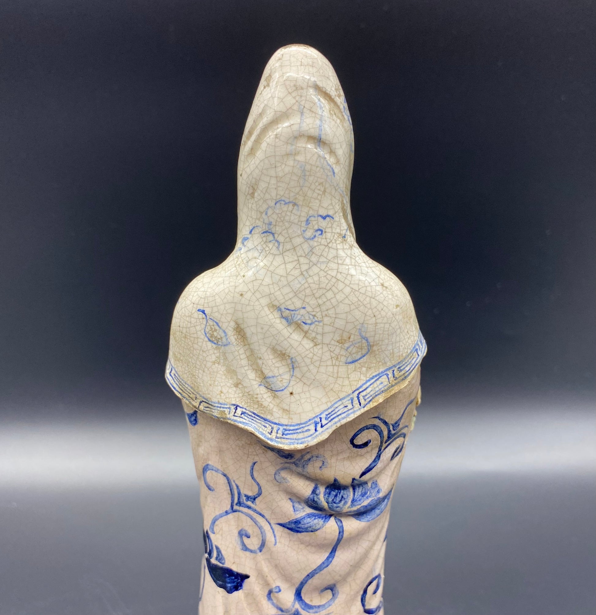 RARE Unusual & Extremely well Modelled Japanese Edo Period Crackle Were Guan Yin Pottery Figurine JAPANESE ART FOR SALE 