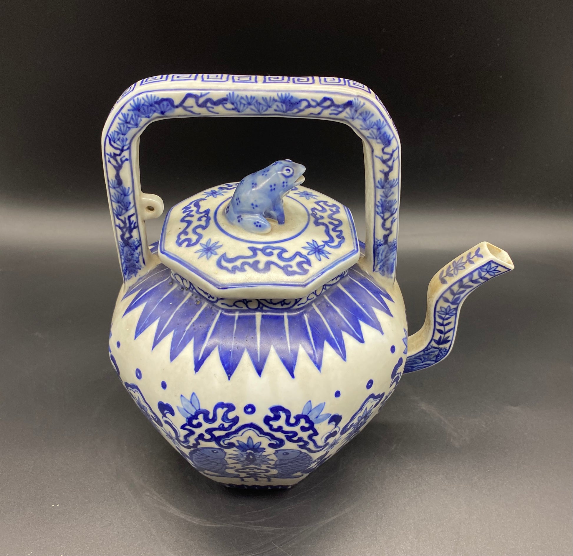 Chinese Qing Dynasty Porcelain Blue &amp; White Tea Pot