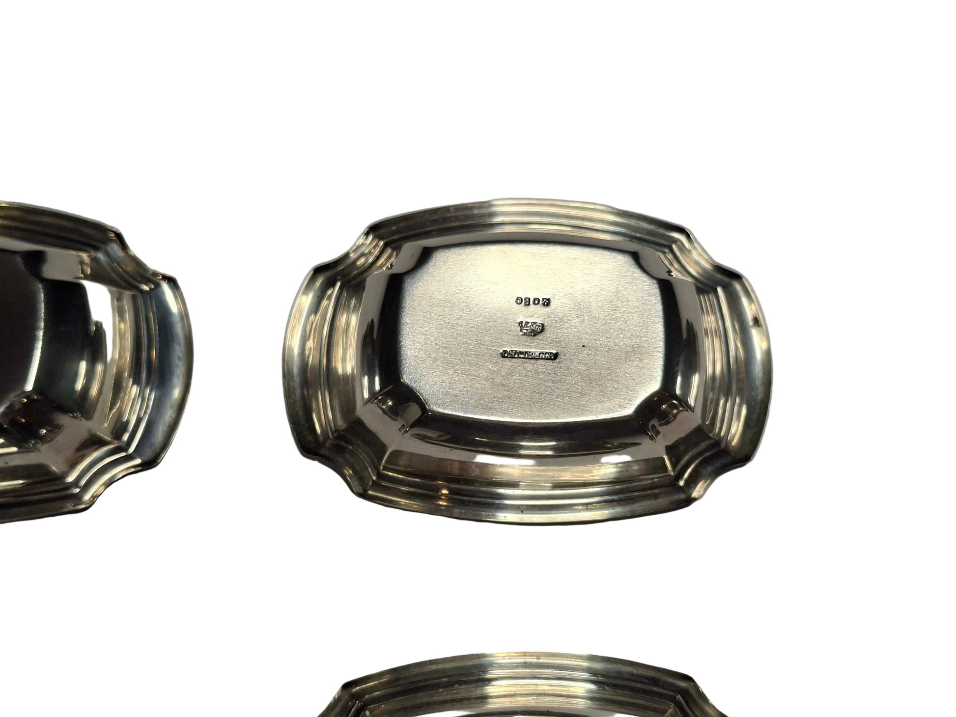 CLOSE UP VIEW OF A SET OF 6 WHITING MFG. STERLING SILVER BOWLS