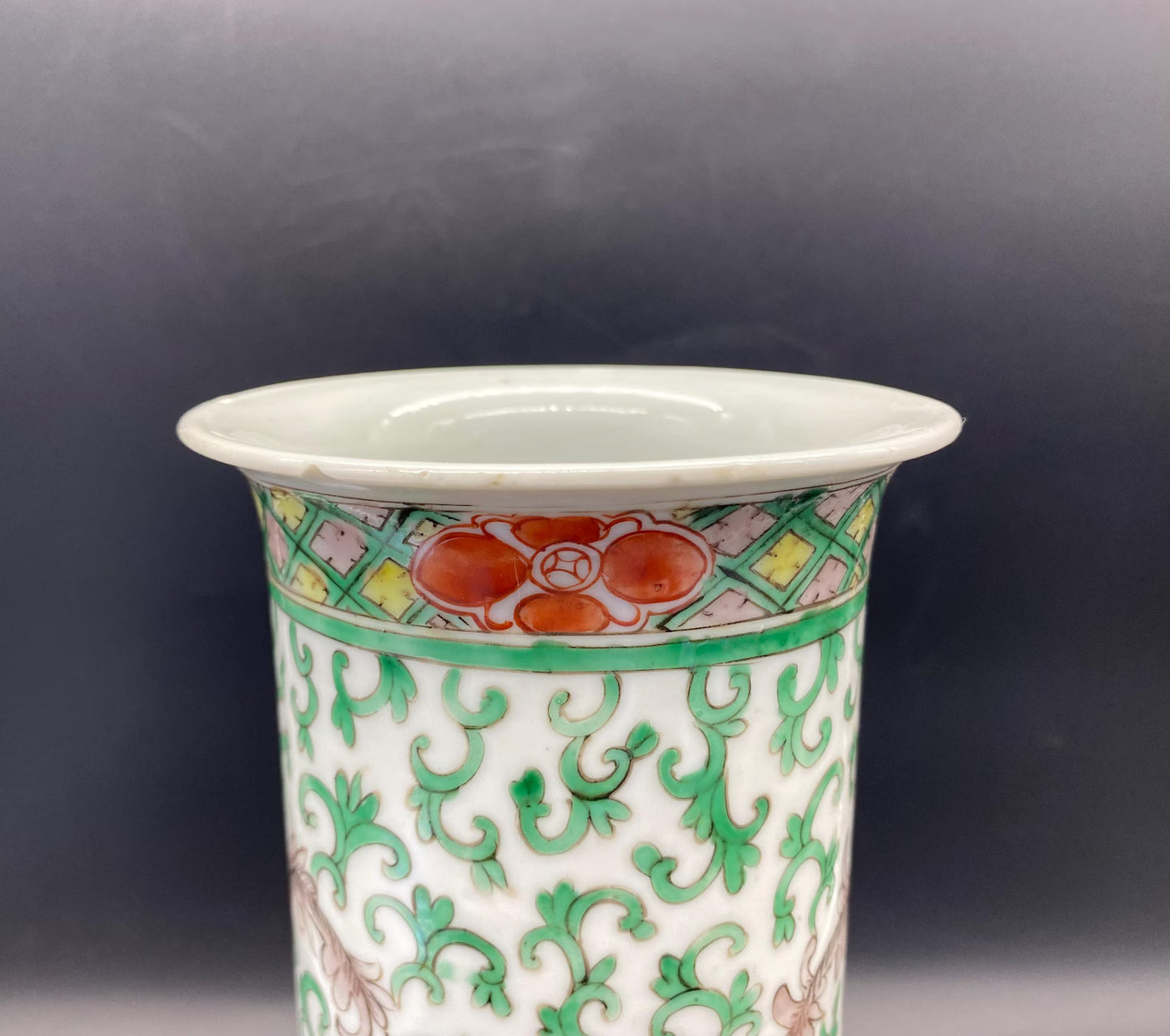 Famille Vert Chinese Porcelain Brush Pot Vase Qing 19th Century