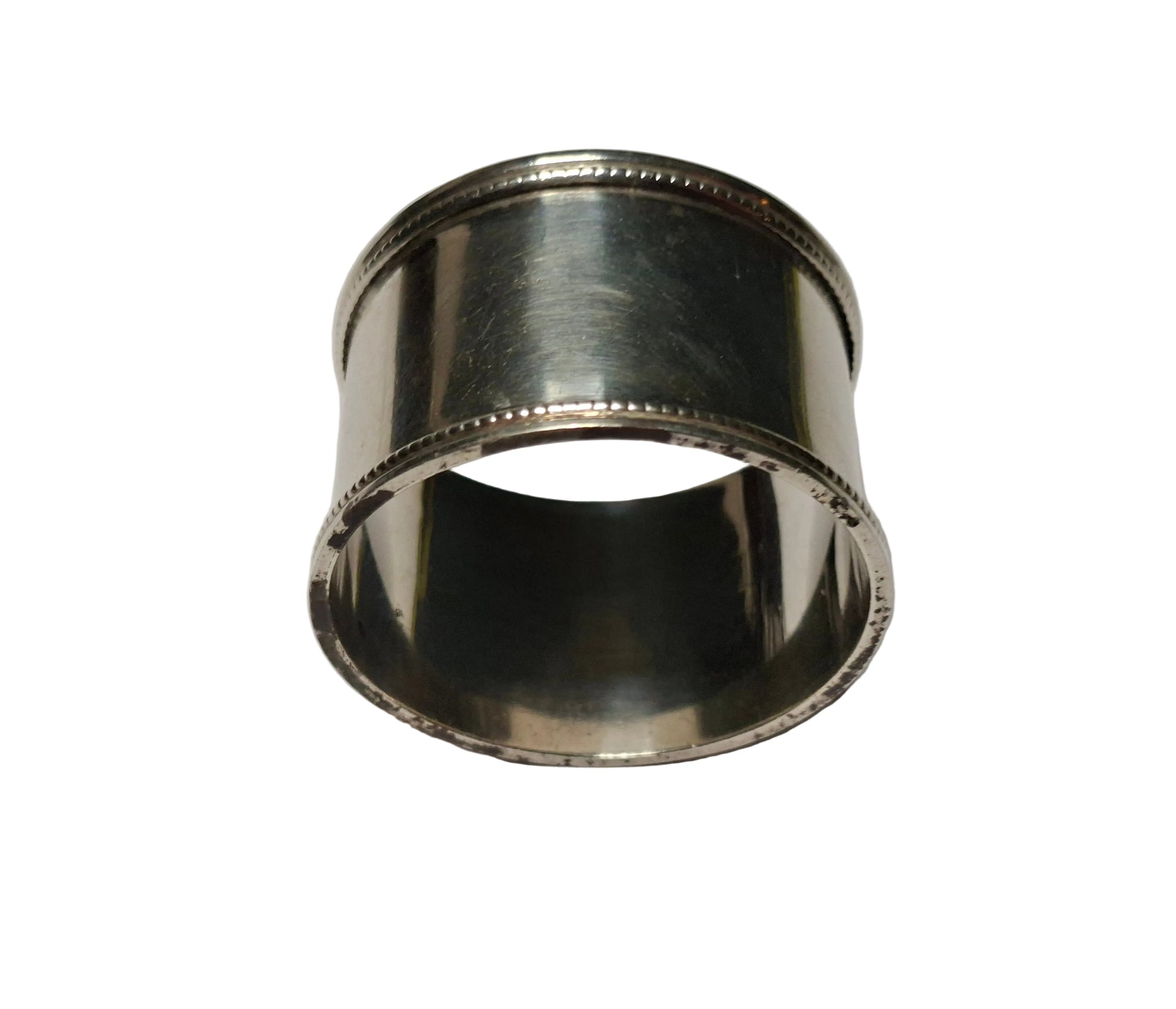 Sterling Silver Napkin Ring by Martin & Hall hallmarked to 1909 and a weight of 33 grams